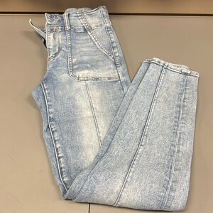 American Eagle super hi rise jegging size 6 regular